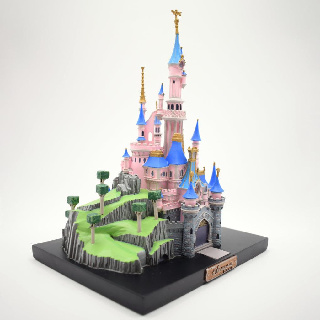 激レア★WDCC 眠れる森の美女 Sleeping Beauty Castle Sleeping Beauty Castle Figure - Large – El's Ever After